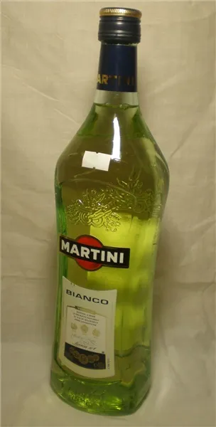 Cum și cu ce bea un martini bianco la domiciliu