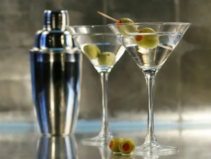 Cum și cu ce să bea cocktail-uri Martini Bianco, gustări (băuturi) Cum și cu ce să bea cocktail-uri Martini Bianco, gustări