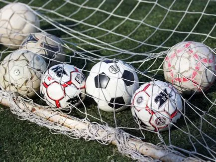 Cum să-i învețe pe elevi să fie considerat cel mai mare din istoria Distrugerea de fotbal - Sport, Fotbal