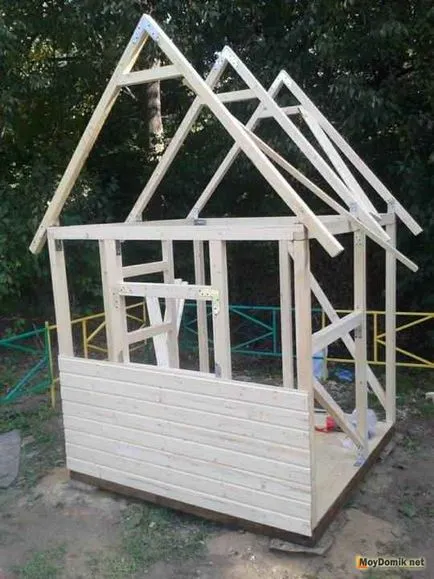 Cum de a construi casa de lemn pentru copii în țară și pe copac (copac) Cum de a construi casa de lemn pentru copii în țară și pe copac