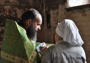 Cum să-și mărturisească - ce să spună preotul în biserică (Spovedanie) Cum să-și mărturisească - ce să spună preotul în biserică