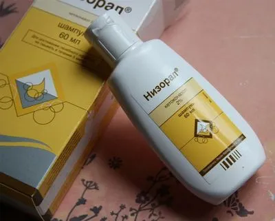Cum să utilizați Nizoral șampon Cum să utilizați Nizoral șampon