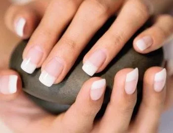 Cum este gel de unghii și că are nevoie de (cuie) Cum este gel de unghii și că trebuie să