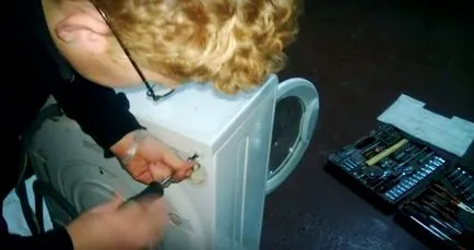 Cum să demonteze mașina de spălat Indesit mâinile proprii Cum să demonteze mașina de spălat Indesit mâinile proprii