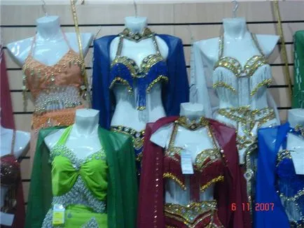 Cum să coase un costum pentru el însuși dans oriental (Est) Cum să coase un costum de dans oriental pentru el însuși