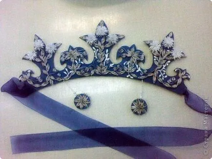 Cum sa faci o coroană sau cocosar pentru un costum de carnaval, maternitate - sarcină, naștere, nutriție
