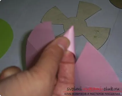 Cum de a face o plat și trei appliqué-dimensională de hârtie colorată, diferite tipuri de aplicații și etapa (aplicarea de hârtie colorată) Cum de a face o plat și trei appliqué-dimensională de hârtie colorată, diferite tipuri de aplicații și etapa
