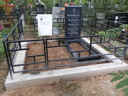Cum sa faci un monument de beton cu mâinile lor