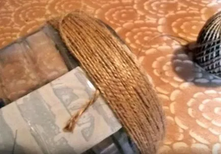 Cum sa faci o Birdhouse propriile sale mâini făcute de desene și dimensiuni de lemn și resturi de materiale pe o fotografie
