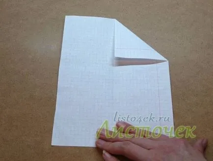 Cum sa faci un plan (clasic) de hârtie, bucată de hârtie (avion) Cum sa faci un plan (clasic) de hârtie, bucată de hârtie