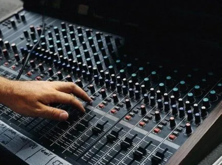 Cum de a deschide un post de radio Cum de a deschide un post de radio