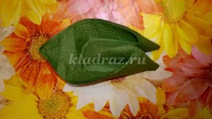 Cum sa faci o floare de la servetele cu mâinile lor în etape, cu fotografii pentru începători
