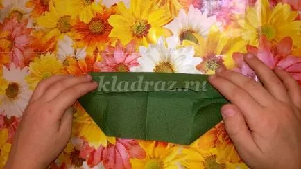 Cum sa faci o floare de la servetele cu mâinile lor în etape, cu fotografii pentru începători