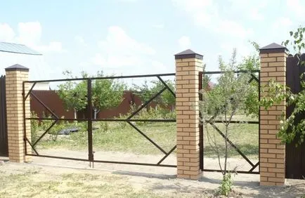 Cum de a face poarta de carton ondulat cu propriile lor mâini