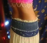 Cum să coase un costum pentru dans burtă (pentru a face un costum pentru finisare de dans burtă de modelare Bellydance) Cum să coase un costum pentru dans burtă