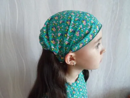 Cum să coase un bandaj eșarfă pe cap cu mâinile (lui) Cum să coase un bandaj eșarfă pe cap cu mâinile