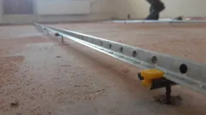 Cum se instalează balize pentru șapă luând în considerare toate opțiunile