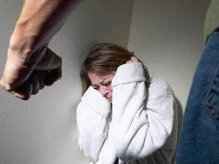 Cum de a stabili bătăile soțului ei în cazul în care pentru a merge pentru a elimina o bătaie