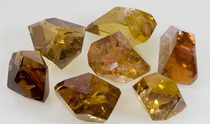 rauchtopaz Piatra - proprietati interesate semnele zodiacului și alte calități ale caracterului