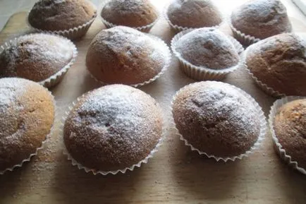 Muffins în matrițe de hârtie 4 rețete simple (de copt linguriță pulbere) Muffins în matrițe de hârtie 4 simplu rețetă