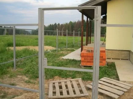 Wicket de bord ondulat cu propriile sale mâini - fabricarea și instalarea