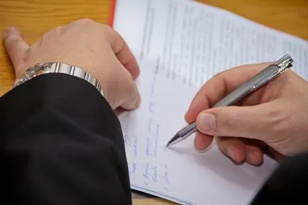 Designerul pentru adulți, „argumentele pro și contra de vehicule de livrare“ pentru documente „(livrare) Designerul pentru adulți, „argumentele pro și contra de livrare“ pentru documente „autoturisme
