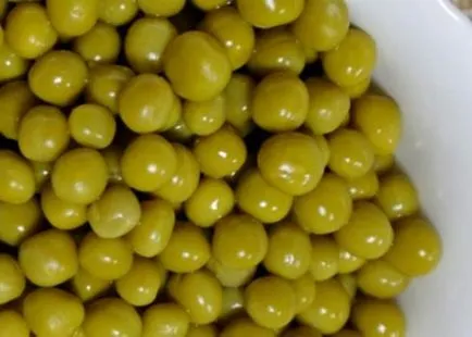 Conserve mazăre verde într-o casă pentru iarna Conserve mazăre verde într-o casă pentru iarna