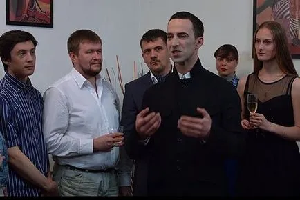 Oamenii găsesc următoare