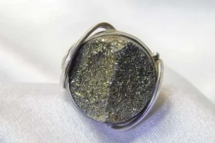 piatră Marcasite și proprietățile sale, interesați de semnul zodiacal, iar valoarea de culoare (corespunzătoare) piatră Marcasite și proprietățile sale, interesați de semnul zodiacal, iar valoarea de culoare