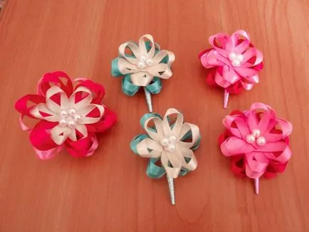 Master class ca a benzilor pentru a face o floare (o mulțime)