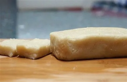 tort Mastic la domiciliu - un pas cu pas reteta fotografii