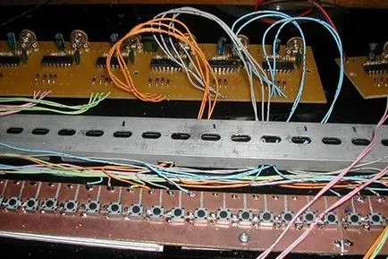 Sintetizator cu mâinile modernizarea lor (sintetizator) Sintetizator cu propriile modernizarea mâini