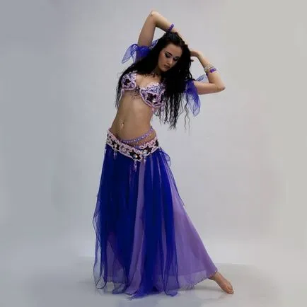 Noi crea costume pentru dans burtă cu mâinile lor, machiaj ochi (ei) Noi crea costume pentru dans burtă cu mâinile lor, machiaj pentru ochi