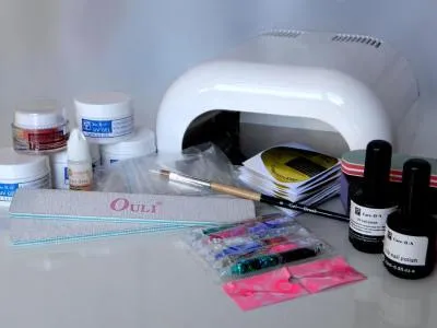 Set pentru unghii cu gel - ce include, cum de a alege și de modul de utilizare în casa (set de extensii de unghii cu gel gel de mediu demaror acasă cât costă) Set pentru unghii cu gel - ce include, cum de a alege și de modul de utilizare la domiciliu