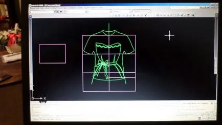 Se aplică modelul de pe tricourile cu mâinile lor, mozgochiny