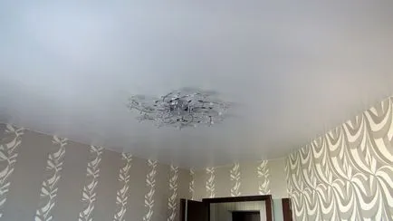 Tavane intinse pret Ekaterinburg pe 1m2 cu instalarea de 430 de ruble