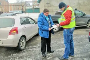 Efectuarea unui accident fără trafic comisar de poliție de urgență