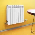 Cuptor de aluminiu de topire cu mâinile lor