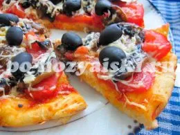 Pizza cu ciuperci și roșii, reteta (reteta) Pizza cu ciuperci si rosii reteta