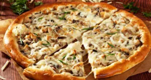 Pizza cu ciuperci și roșii, I povaronok (ciuperci) Pizza cu ciuperci și roșii, am povaronok