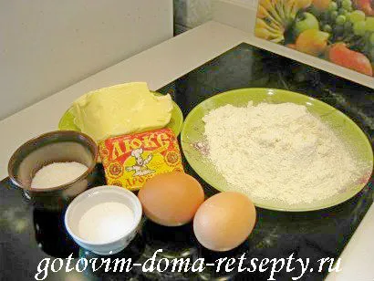 carne Pizza cu ciuperci și roșii (acasă de coacere) Pizza carne cu ciuperci și roșii