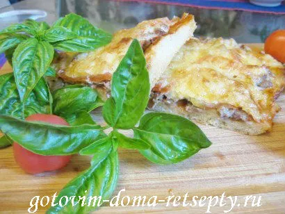 Pizza cu carne și ciuperci tomate (pizza) Pizza carne cu ciuperci și roșii