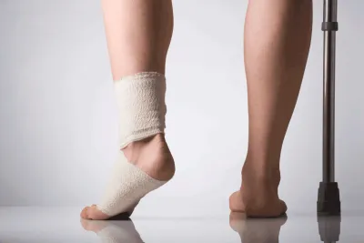 De ce picioarele foarte aspră decât pentru a vindeca în cazul în care durerea (puternic) De ce picioarele foarte inflamat decât pentru a vindeca, dacă durerea
