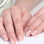 unghie înnegrită pe un picior - cauze și consecințe unghie înnegrită pe un picior - cauze și consecințe