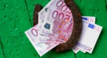 conspirație populare pentru a scăpa de datorii