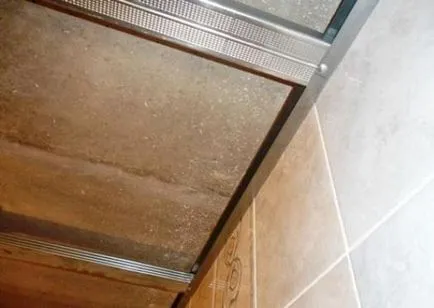 Plafonul panourilor din material plastic - dispozitivul și instalarea propriilor mâini