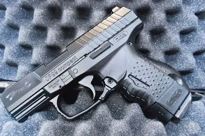 încărcată pistol cu ​​aer