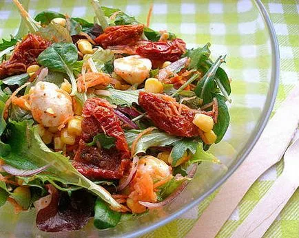 Mod de preparare rosii conservate si salata cu ei (salate cu rosii uscate) roșii Mod de preparare sundried și salată cu ei