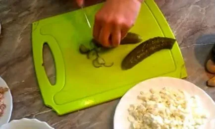 salate simple și delicioase cu carne de pui - pas cu pas retete cu fotografii