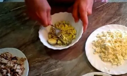 salate simple și delicioase cu carne de pui - pas cu pas retete cu fotografii
